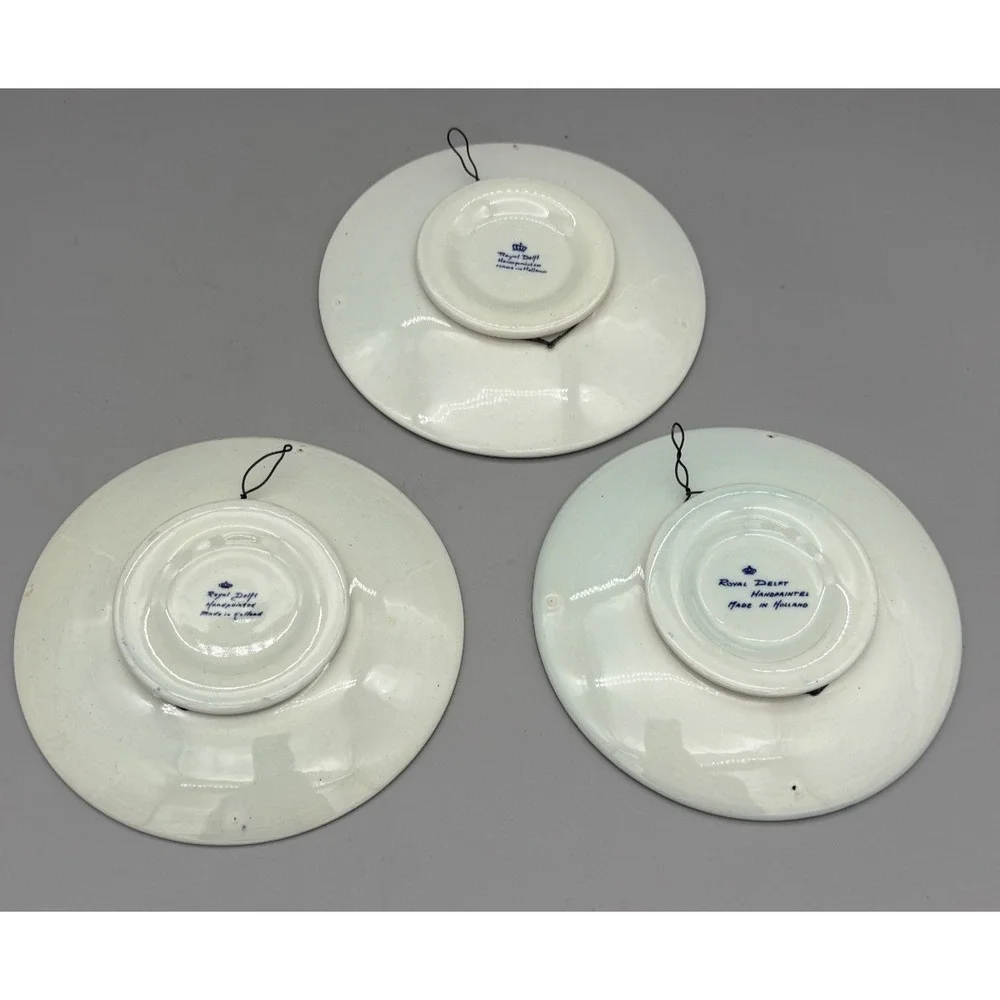 Vintage Delfts Blue Royal Wall Plates Hand Painted Set of 3 Made in Holland 5.5